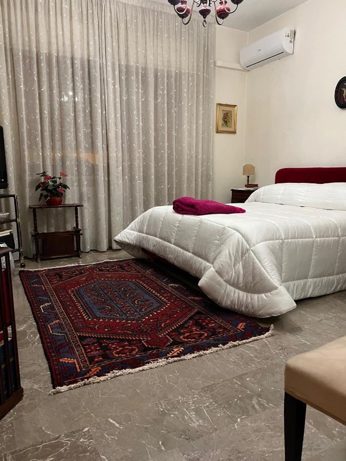 Holiday & House - Imparato Palermo Centro Politeama Luaran gambar
