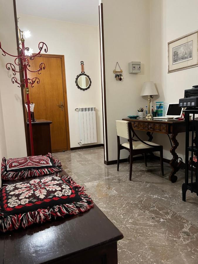 Holiday & House - Imparato Palermo Centro Politeama Luaran gambar