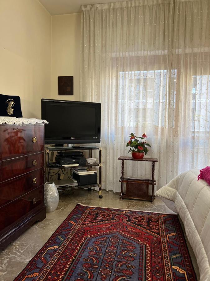 Holiday & House - Imparato Palermo Centro Politeama Luaran gambar